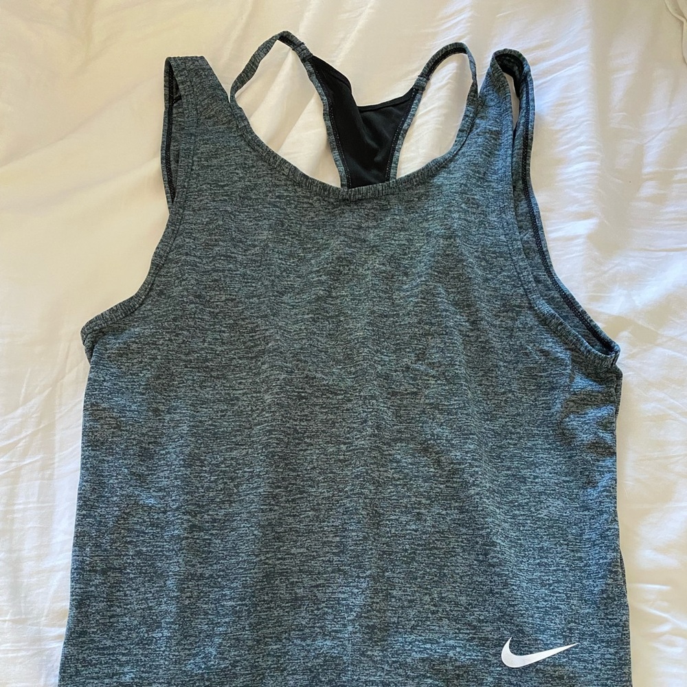 Nike workout top